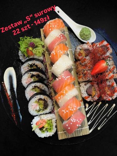 Zestaw „S” surowy, 22 szt - 149zł.