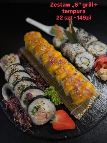 Zestaw „S” grill + tempura, 22 szt- 149zł