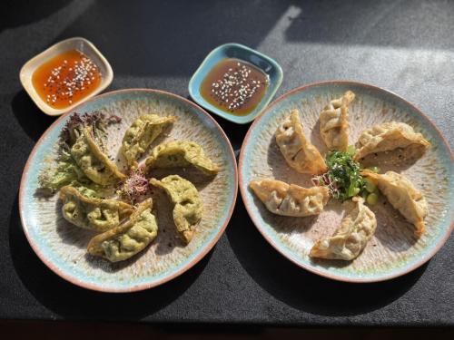 Pierożki Gyoza VegePierożki Gyoza z kaczką