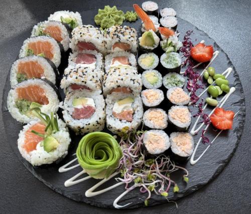 Nagoya + Hosomak Sake Yaki